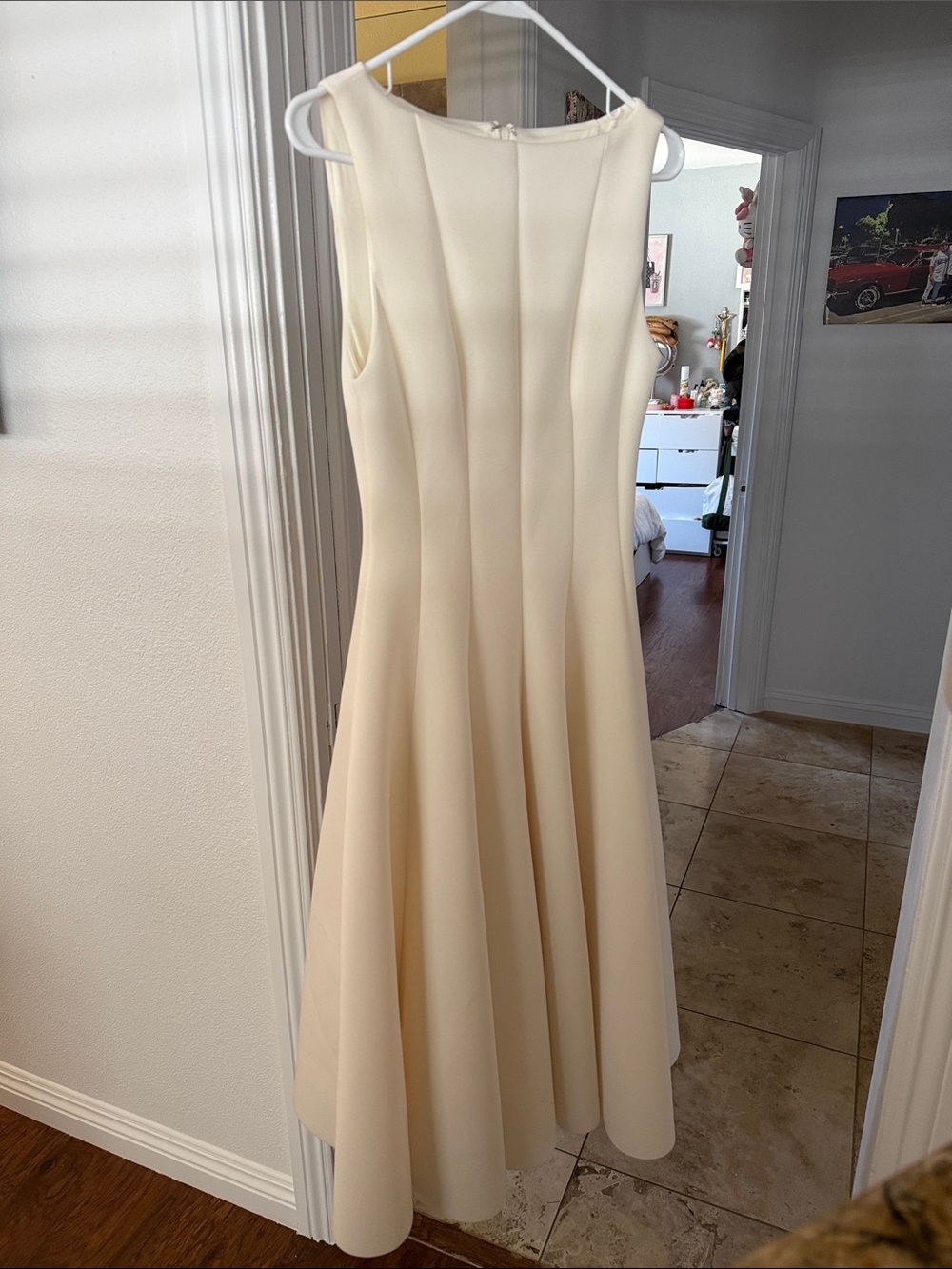 Elegant Sleeveless Cream Midi Dress